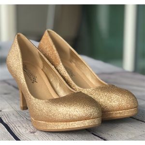 Cityclassified Gold Glitter Heels 👠